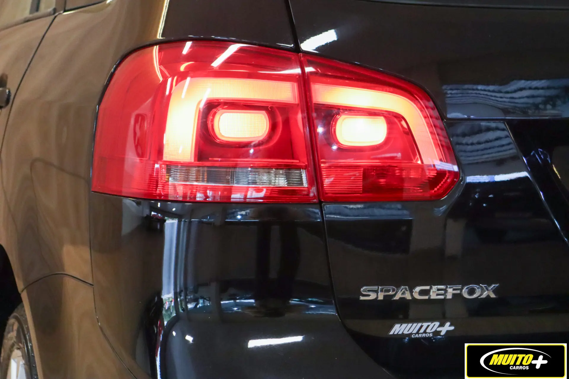 Volkswagen SpaceFox — foto 15
