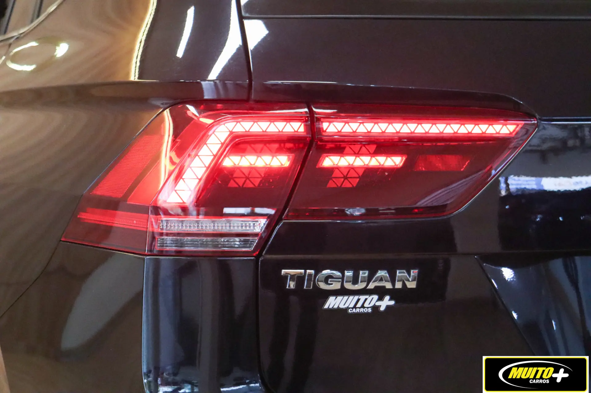 Volkswagen Tiguan — foto 15
