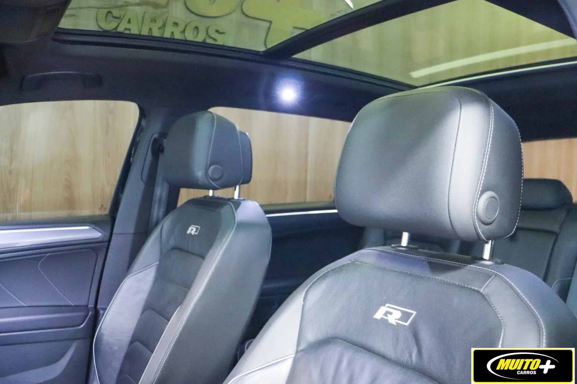 Volkswagen Tiguan — foto 9