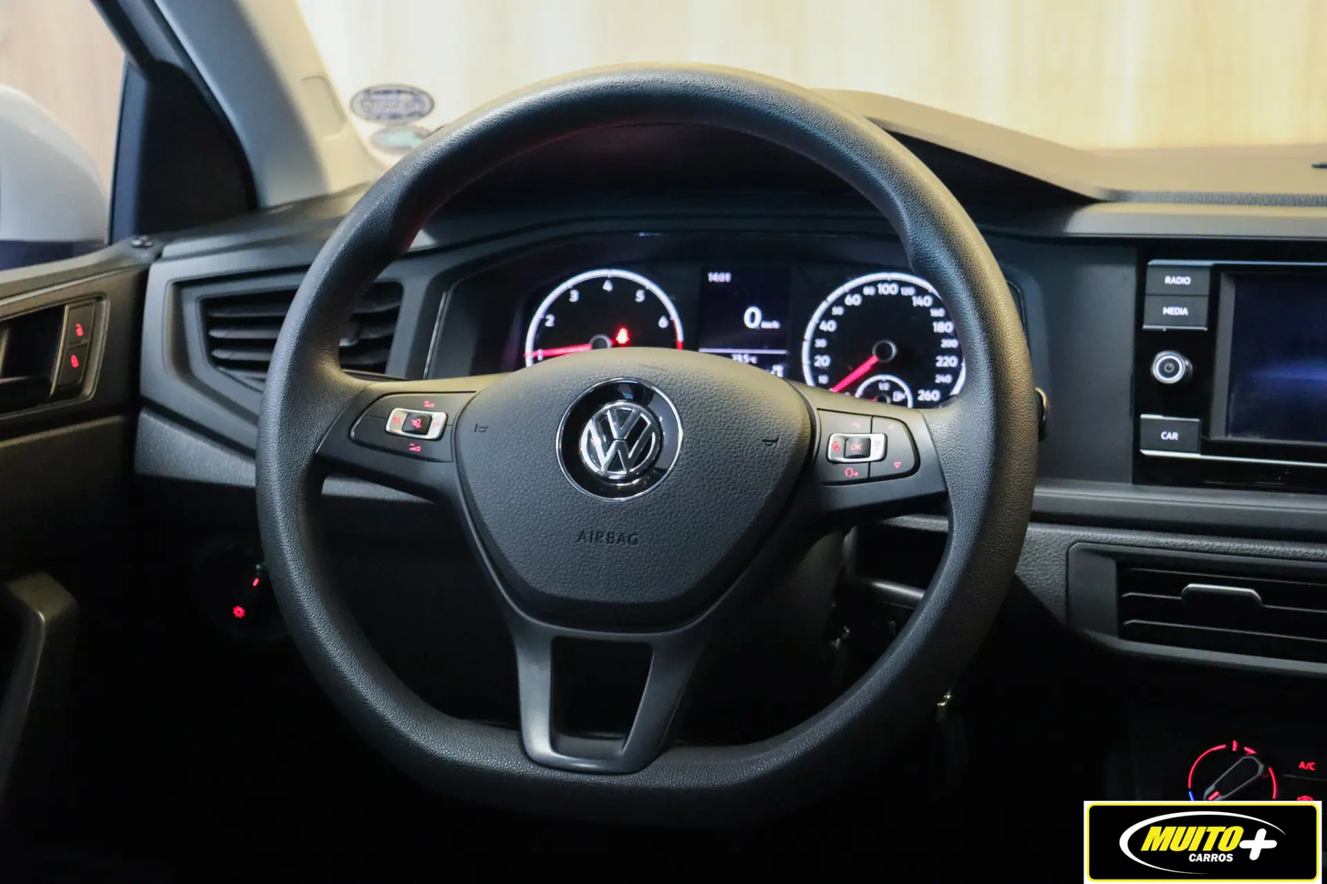 Volkswagen Polo — foto 6