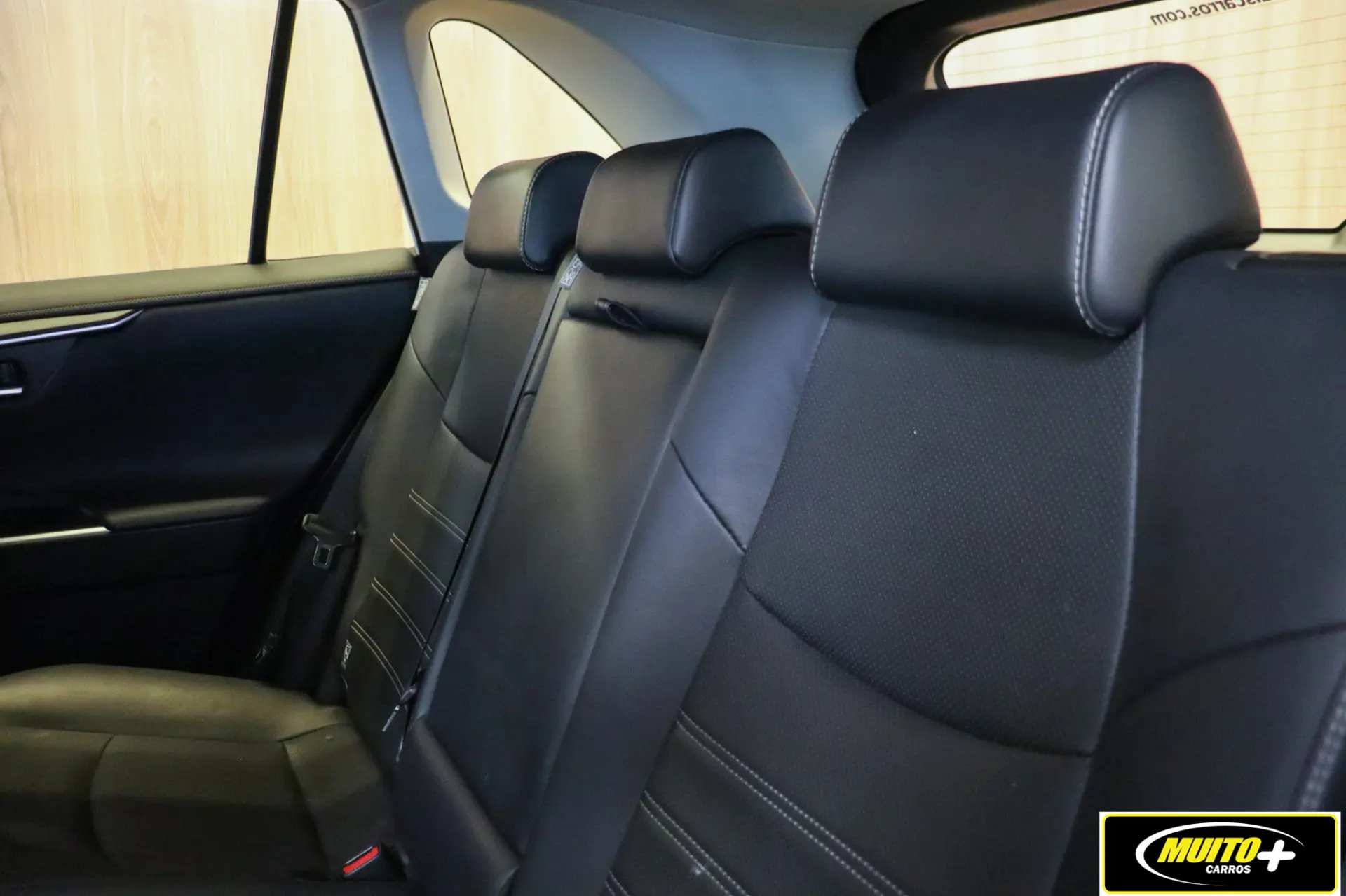 Toyota RAV4 — foto 10