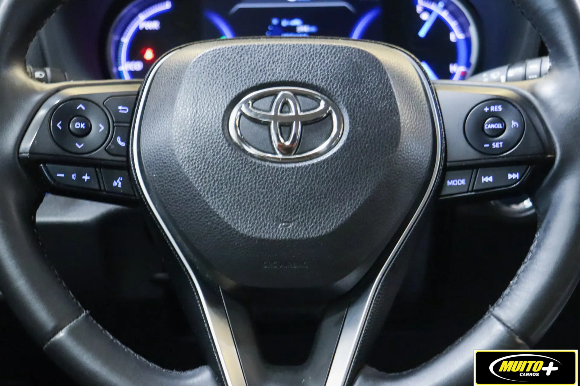 Toyota RAV4 — foto 12