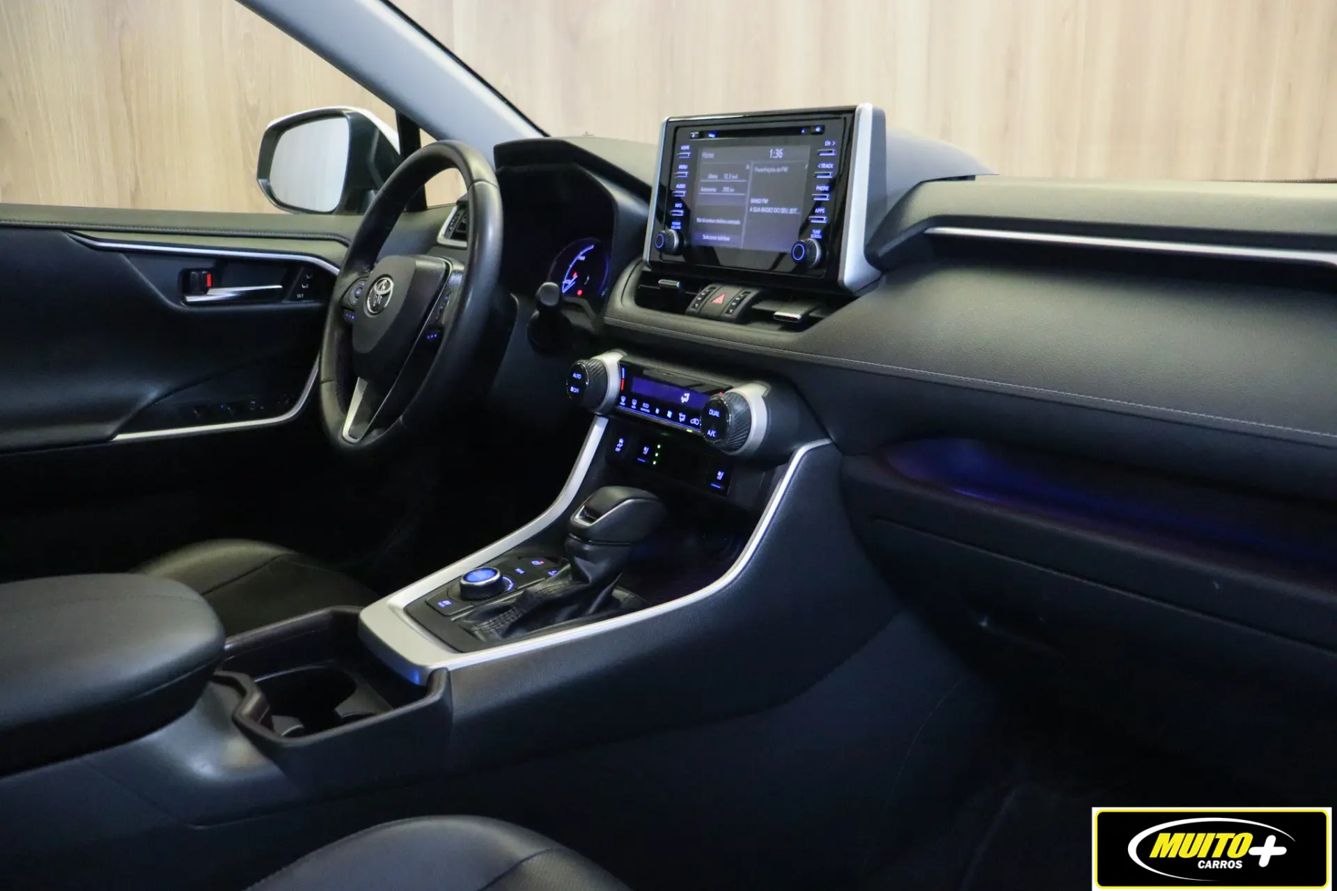 Toyota RAV4 — foto 15