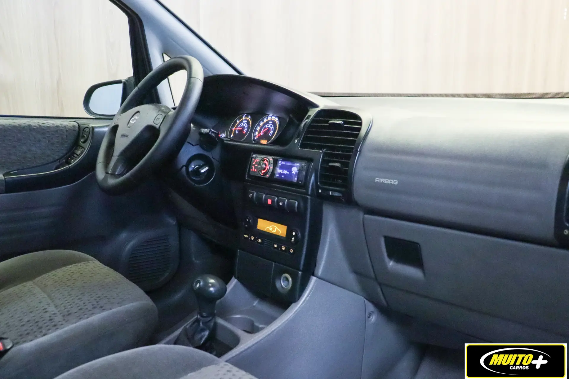 Chevrolet Zafira — foto 12