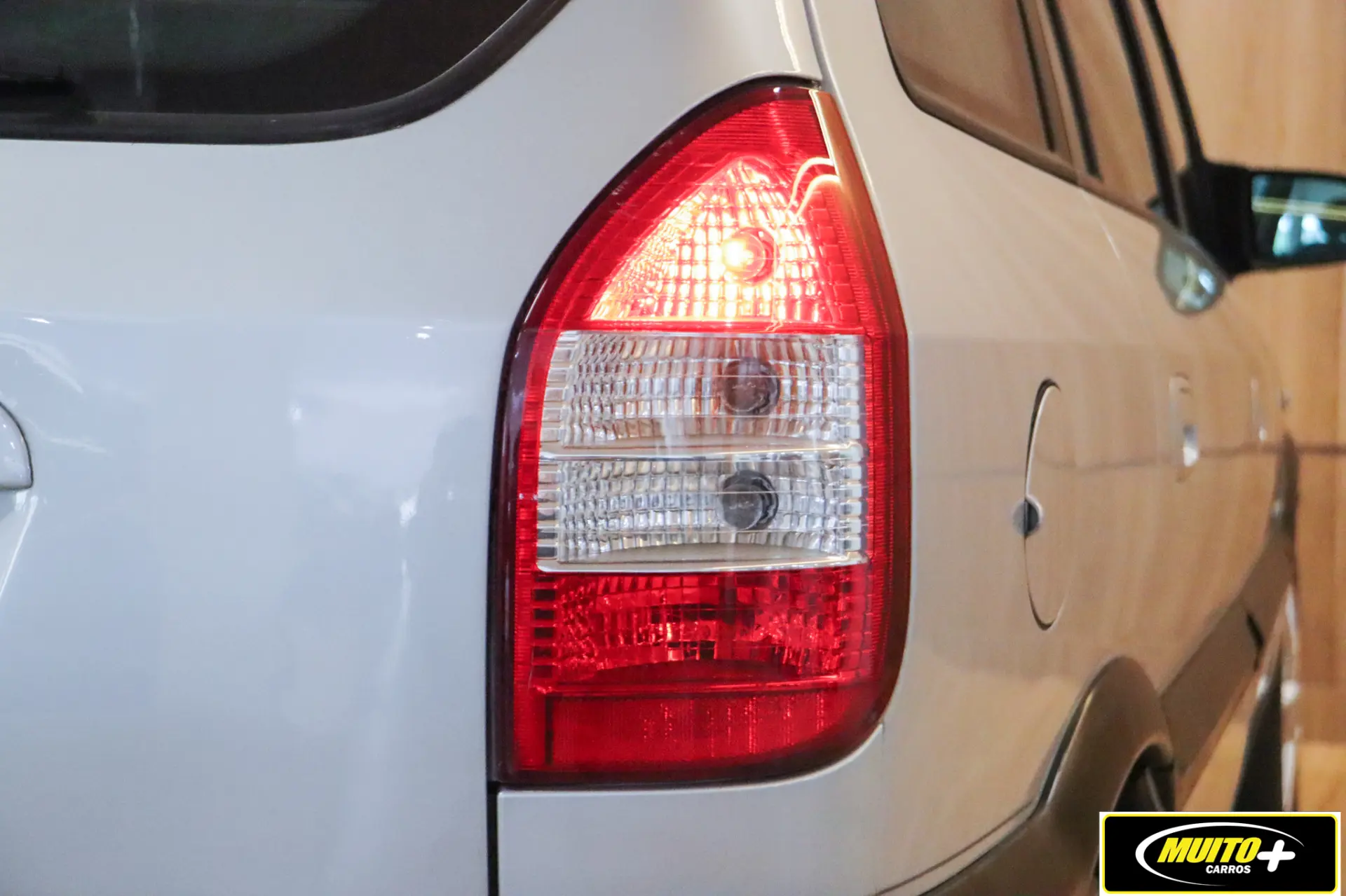 Chevrolet Zafira — foto 14