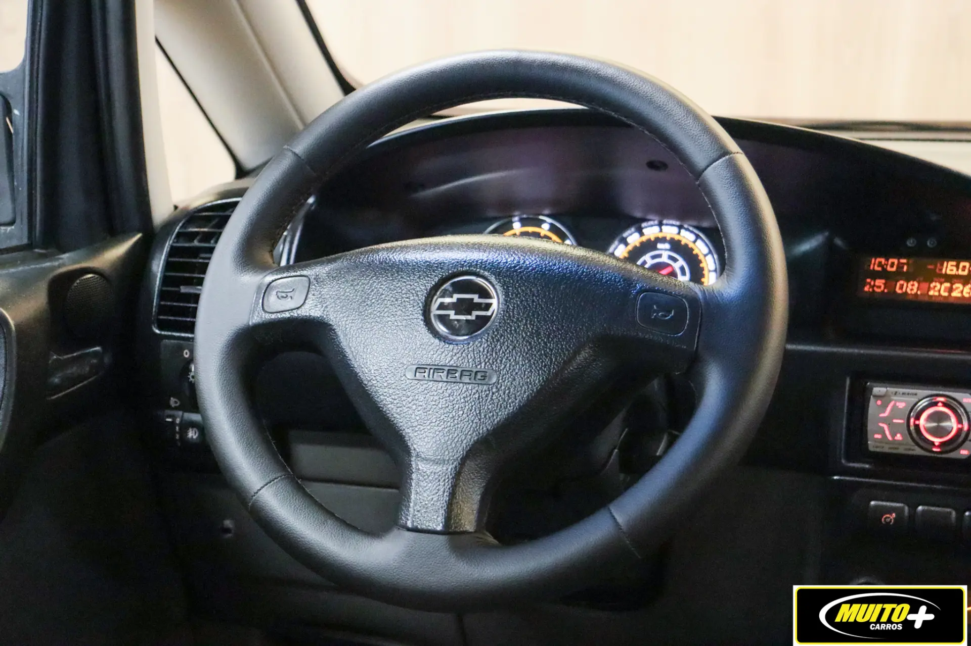Chevrolet Zafira — foto 6