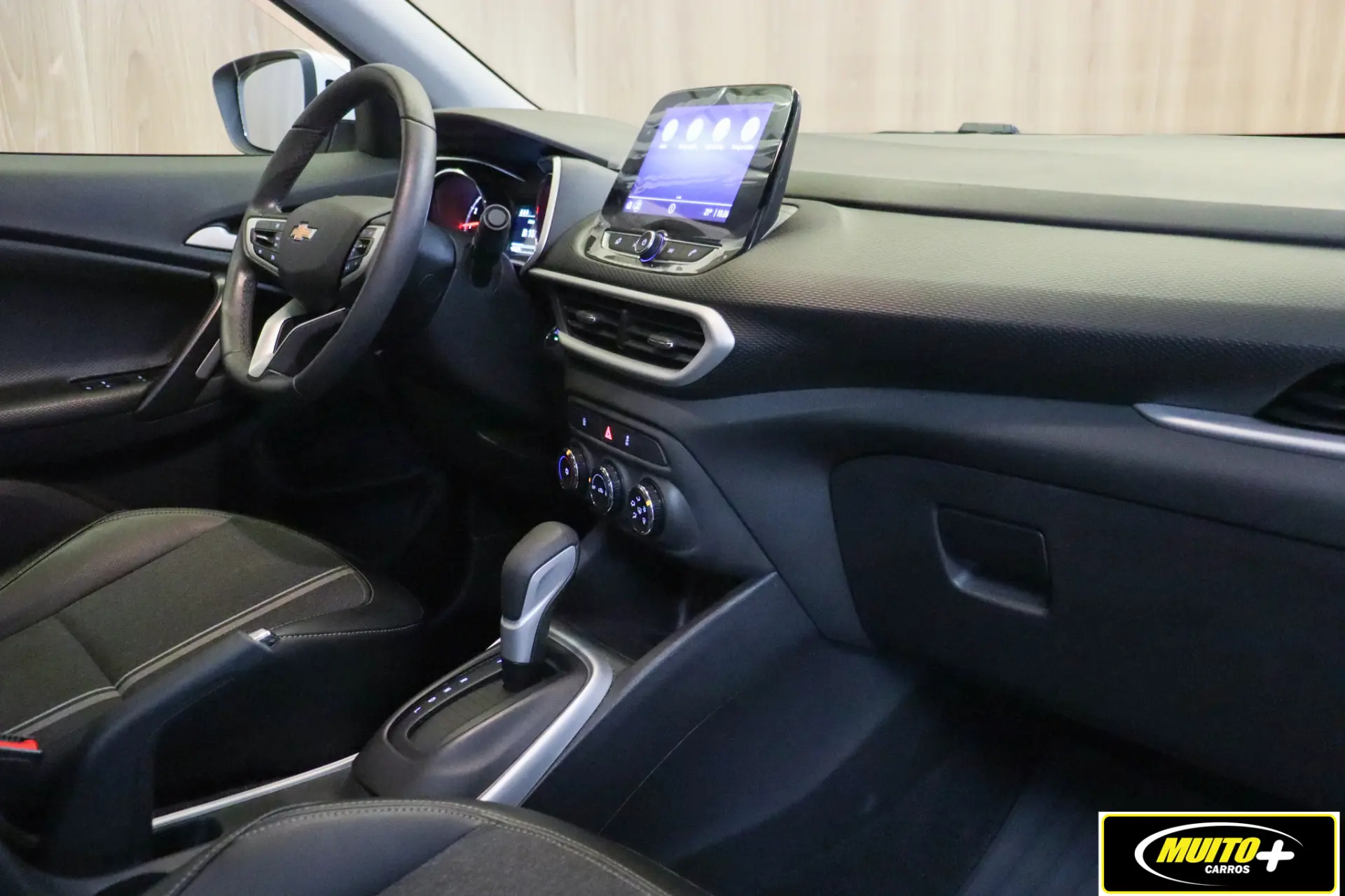 Chevrolet Tracker — foto 14