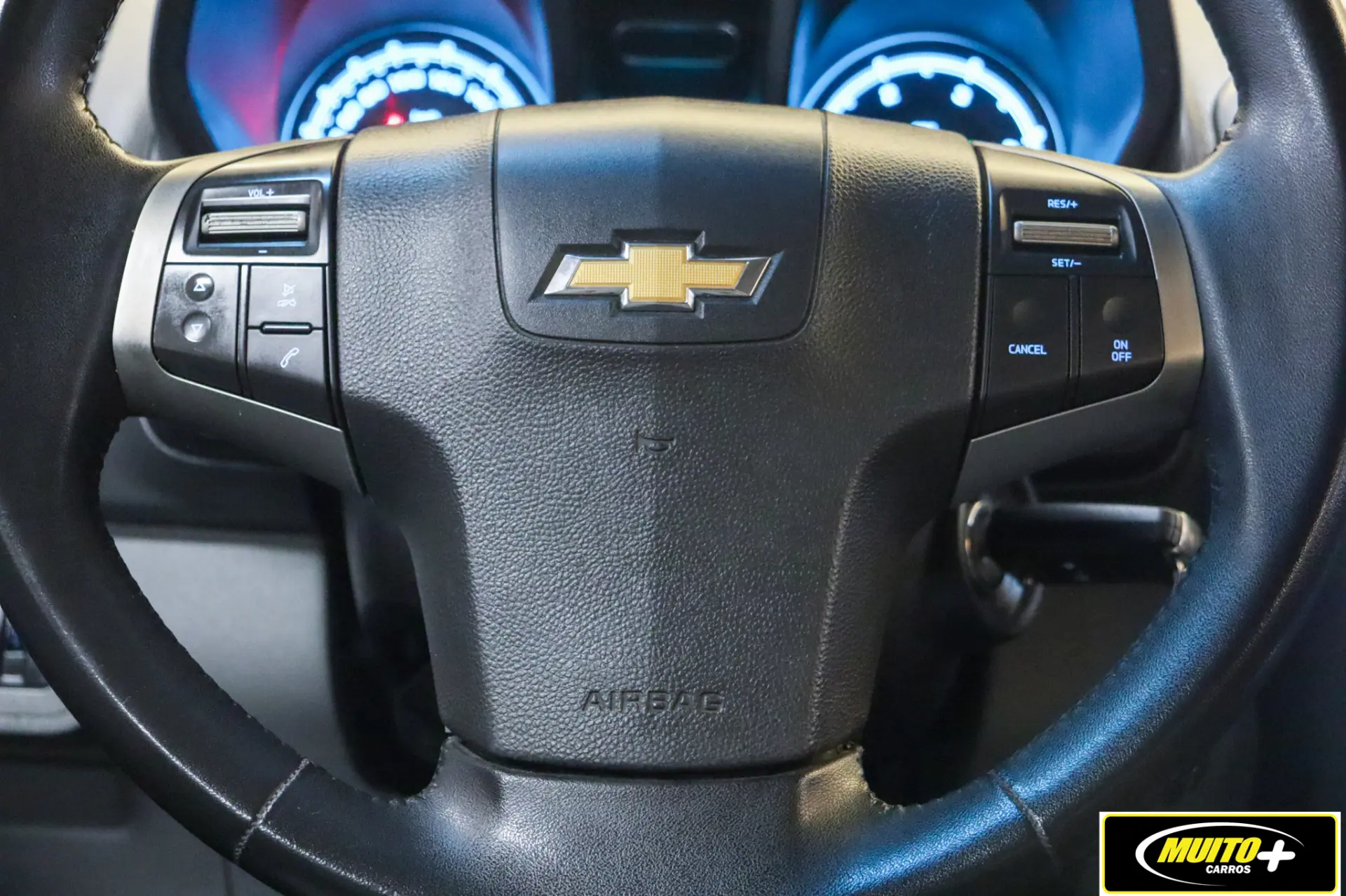 Chevrolet S10 — foto 12