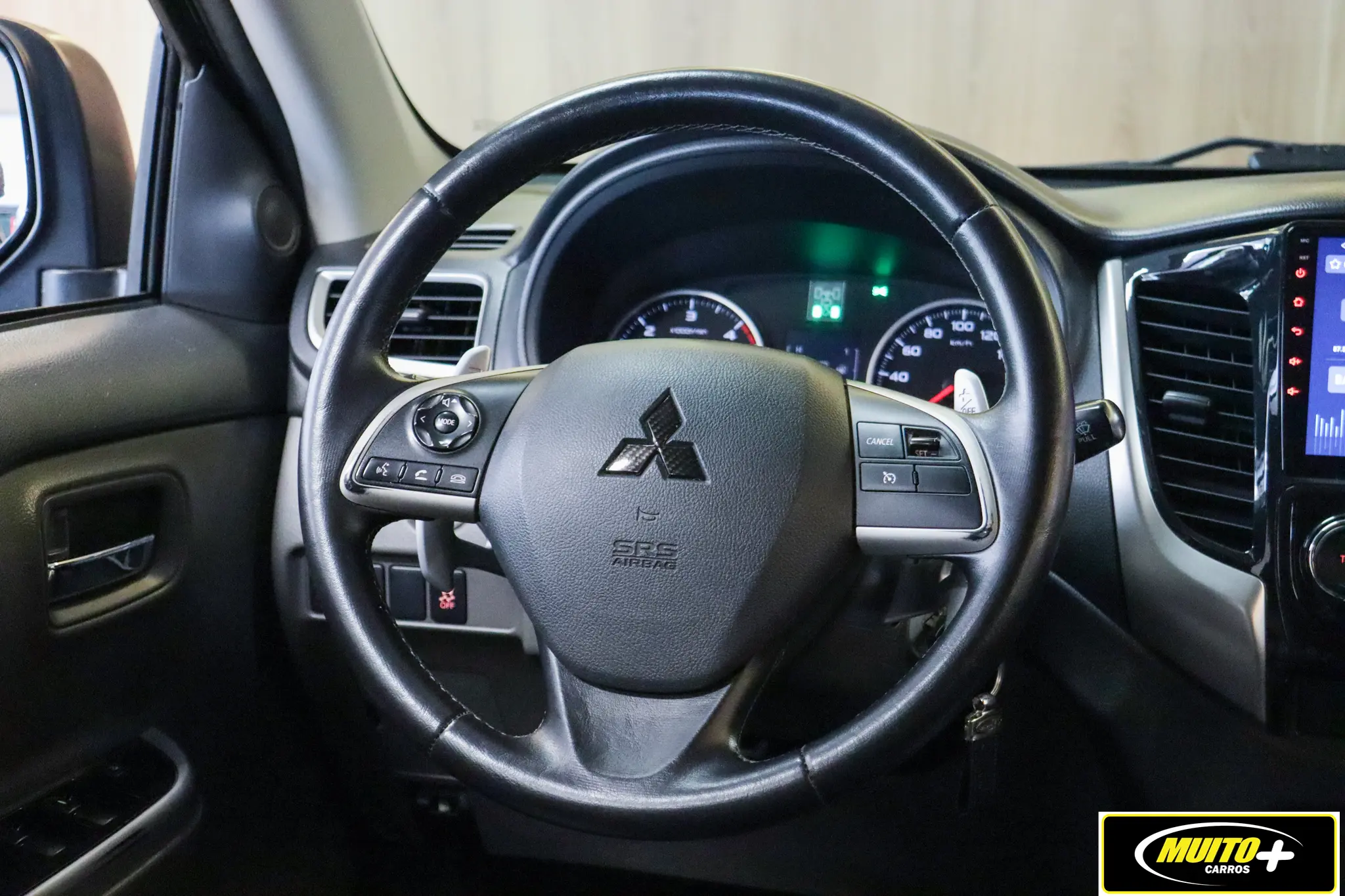 Mitsubishi L200 — foto 6