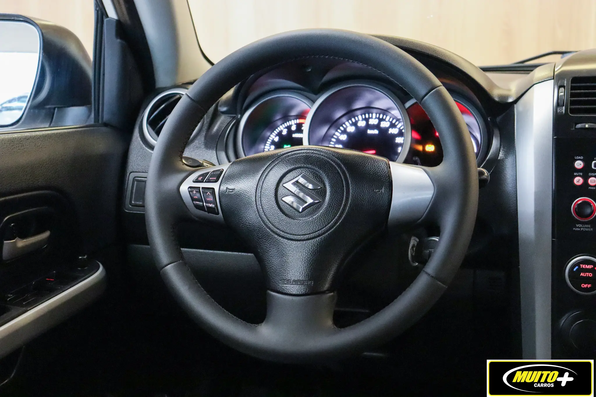 Suzuki Grand Vitara — foto 6