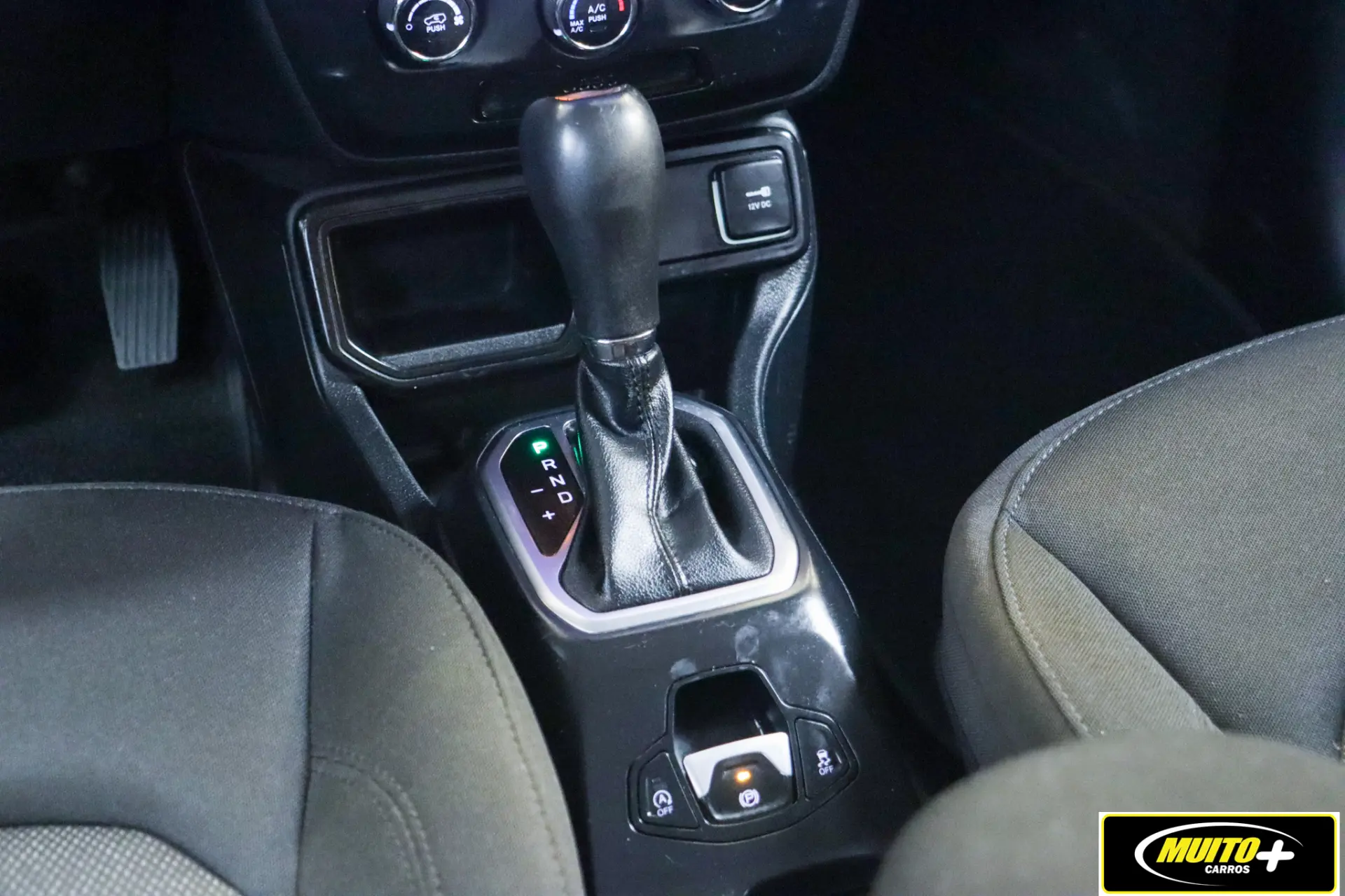 Jeep Renegade — foto 8