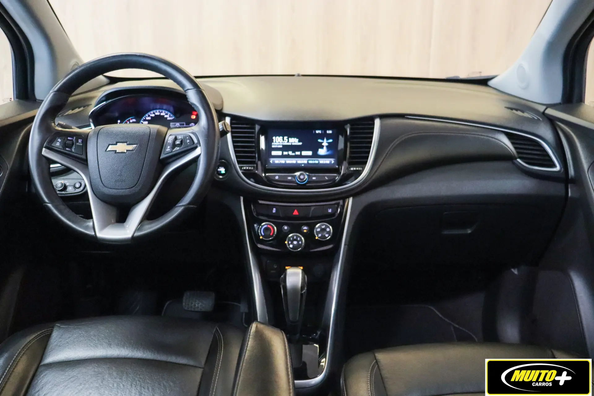 Chevrolet Tracker — foto 11