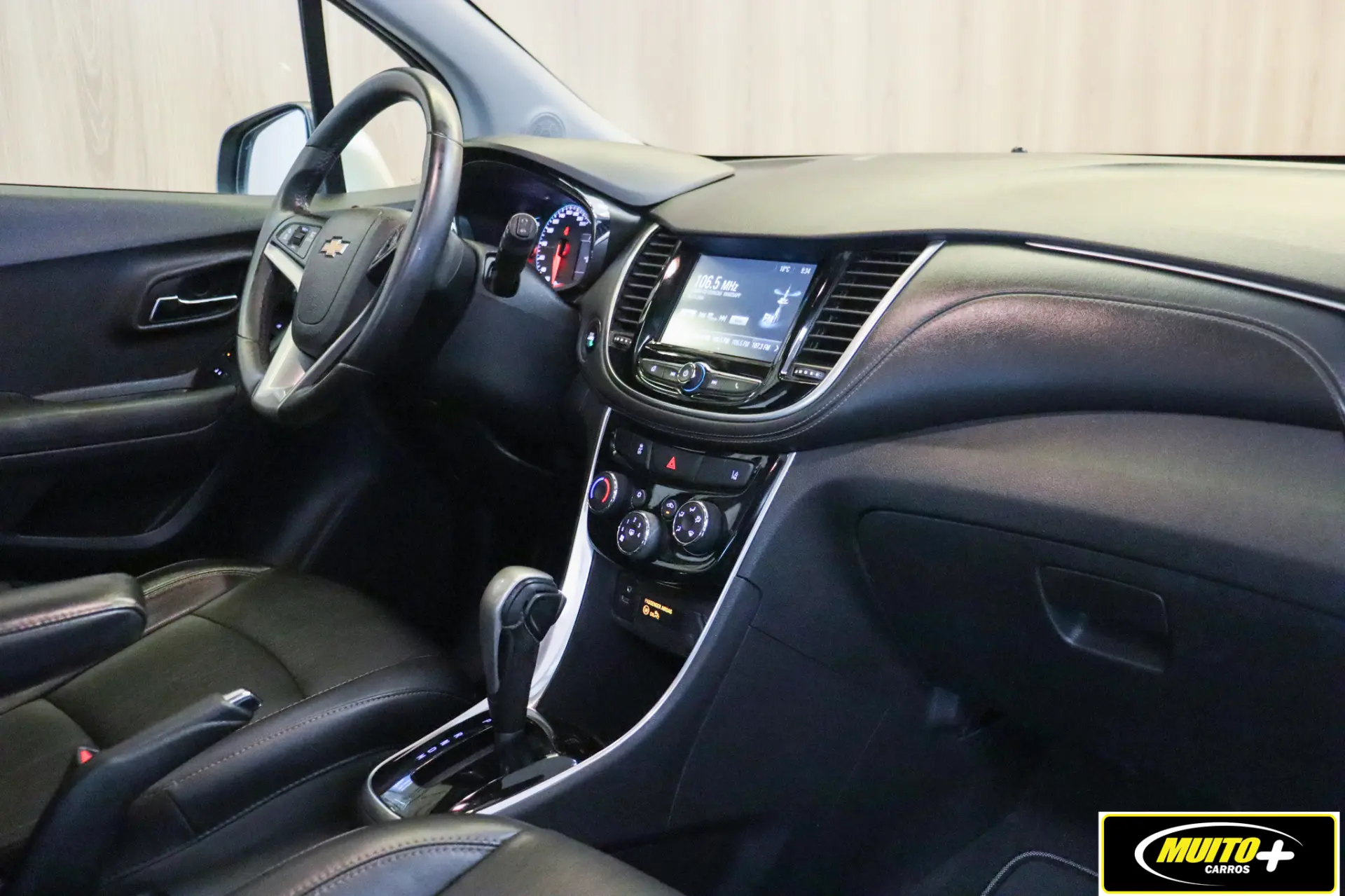 Chevrolet Tracker — foto 13