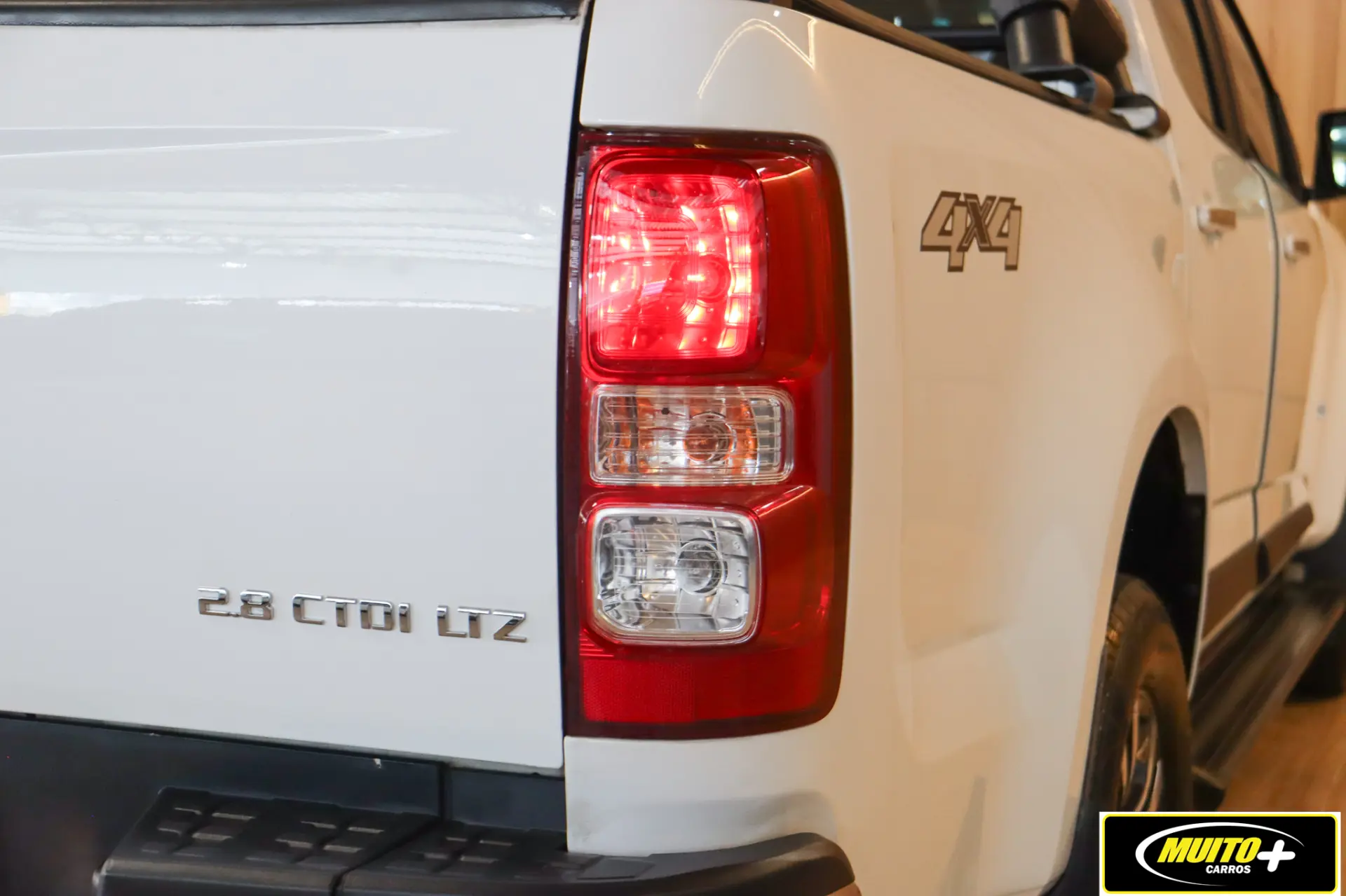Chevrolet S10 — foto 17