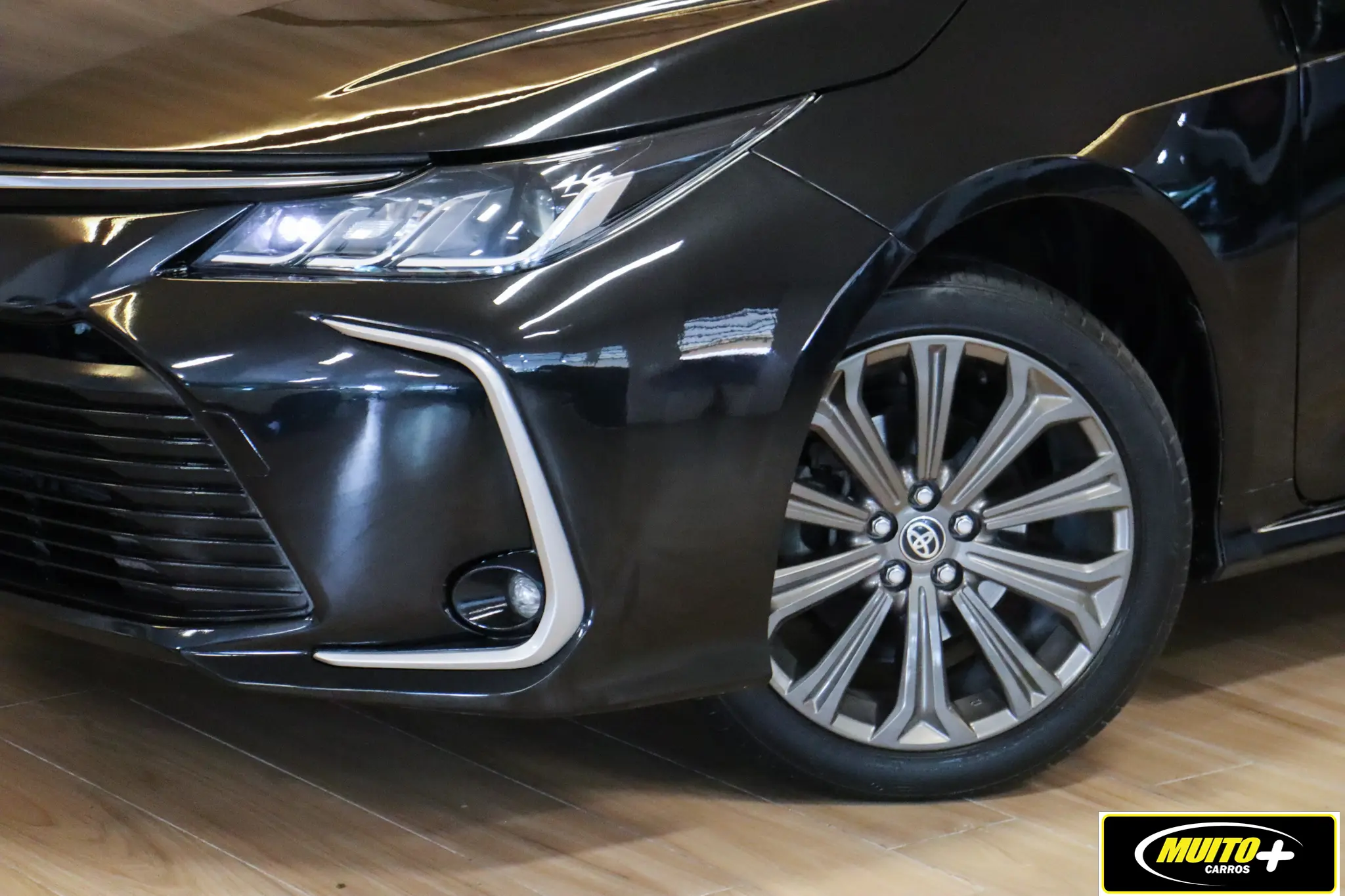 Toyota Corolla — foto 11