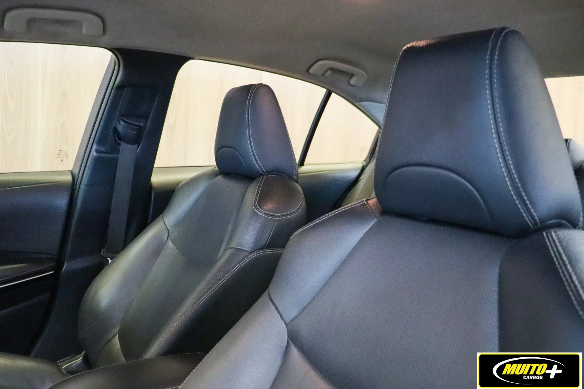 Toyota Corolla — foto 9