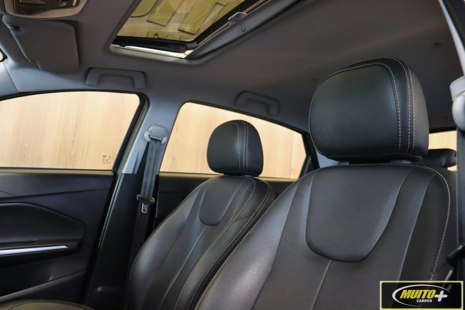 Chery Tiggo 2 — foto 9