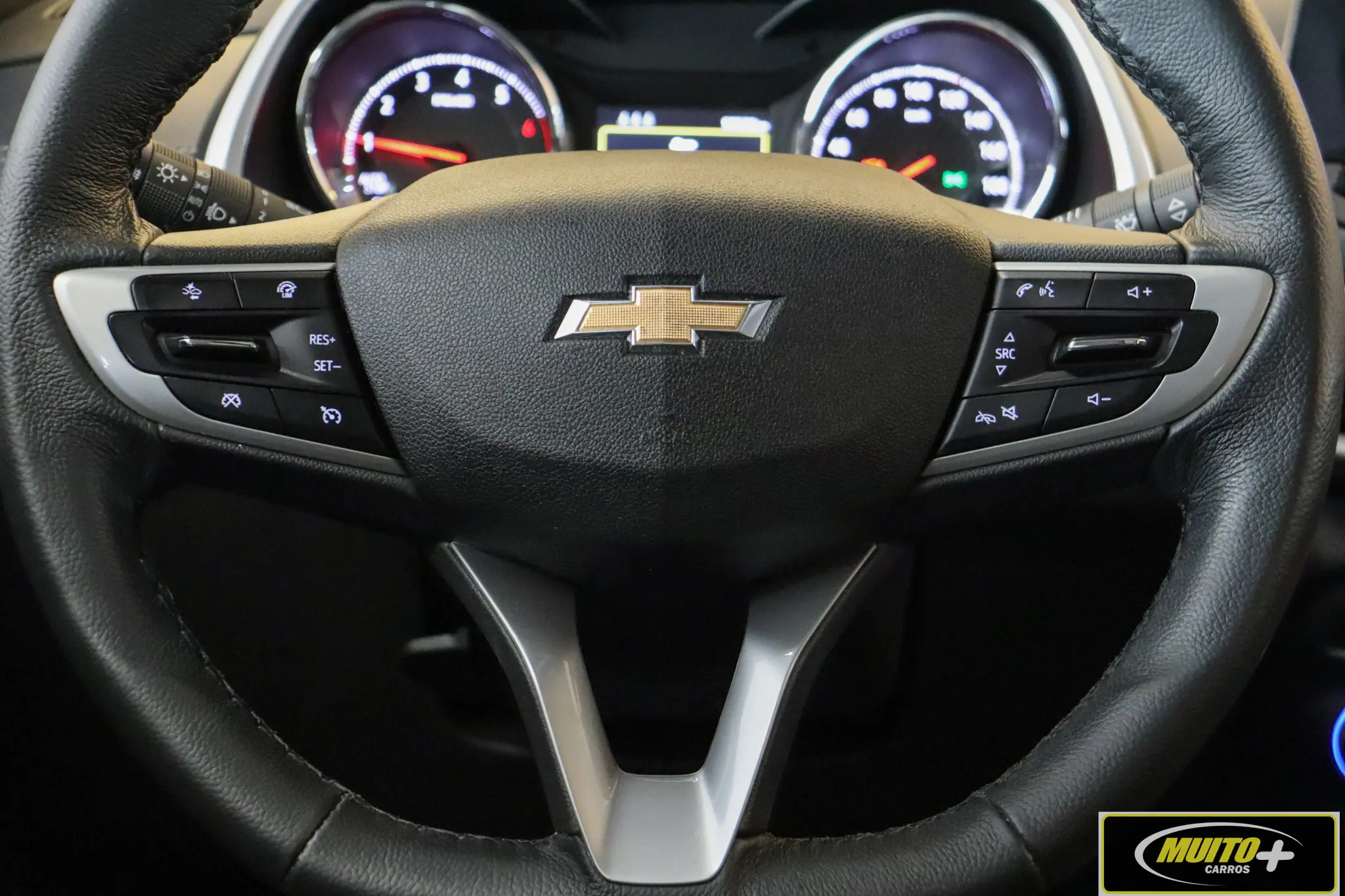 Chevrolet Tracker — foto 13