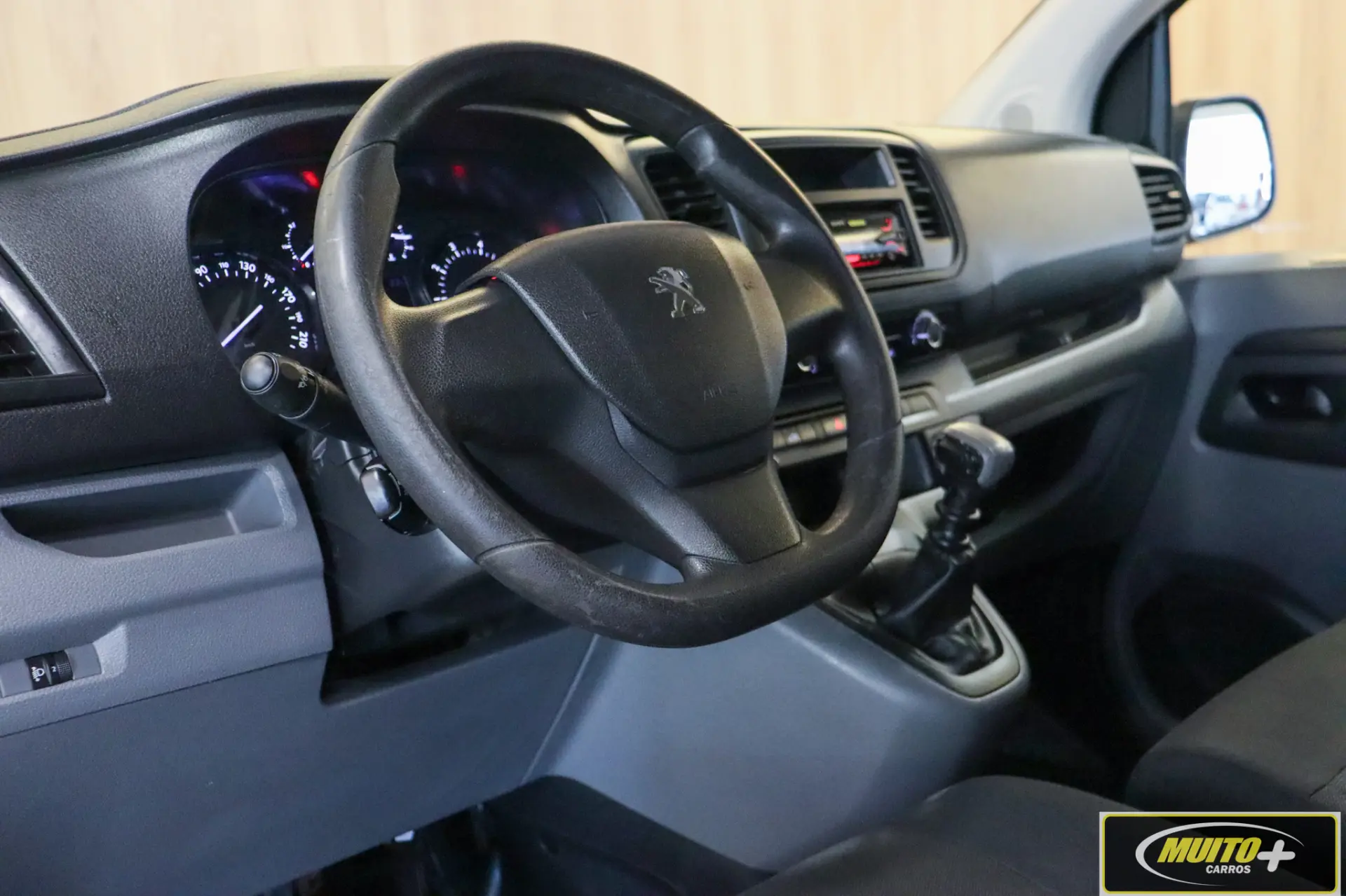 Peugeot Expert — foto 5