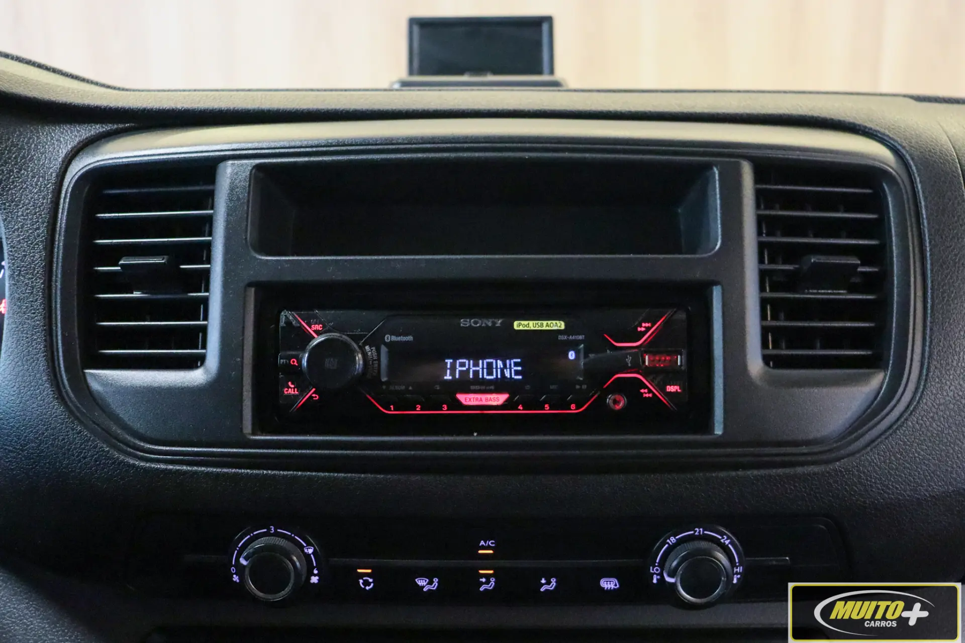 Peugeot Expert — foto 8