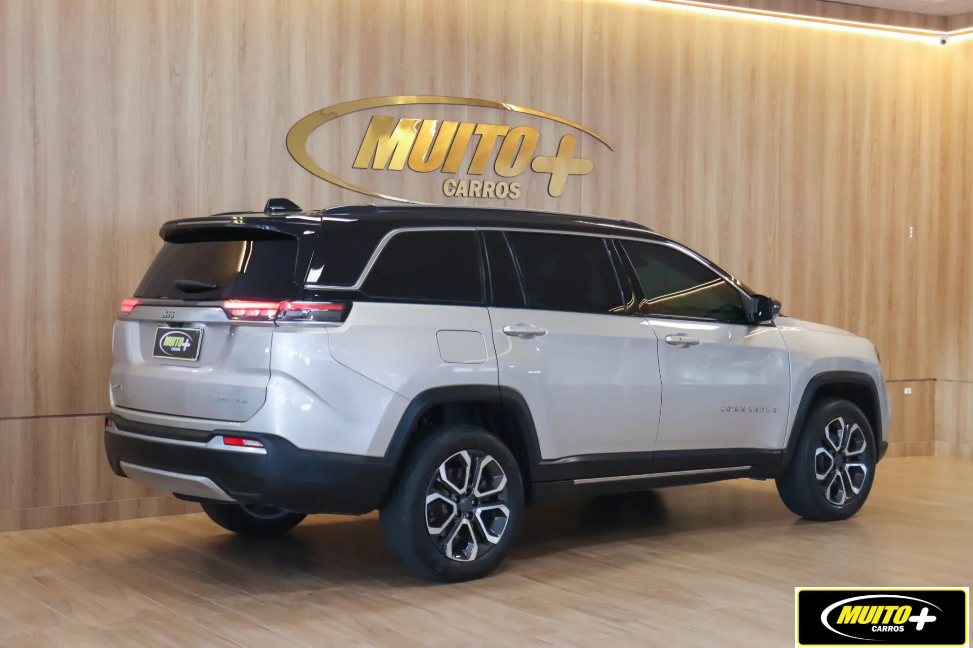 Jeep Commander — foto 4