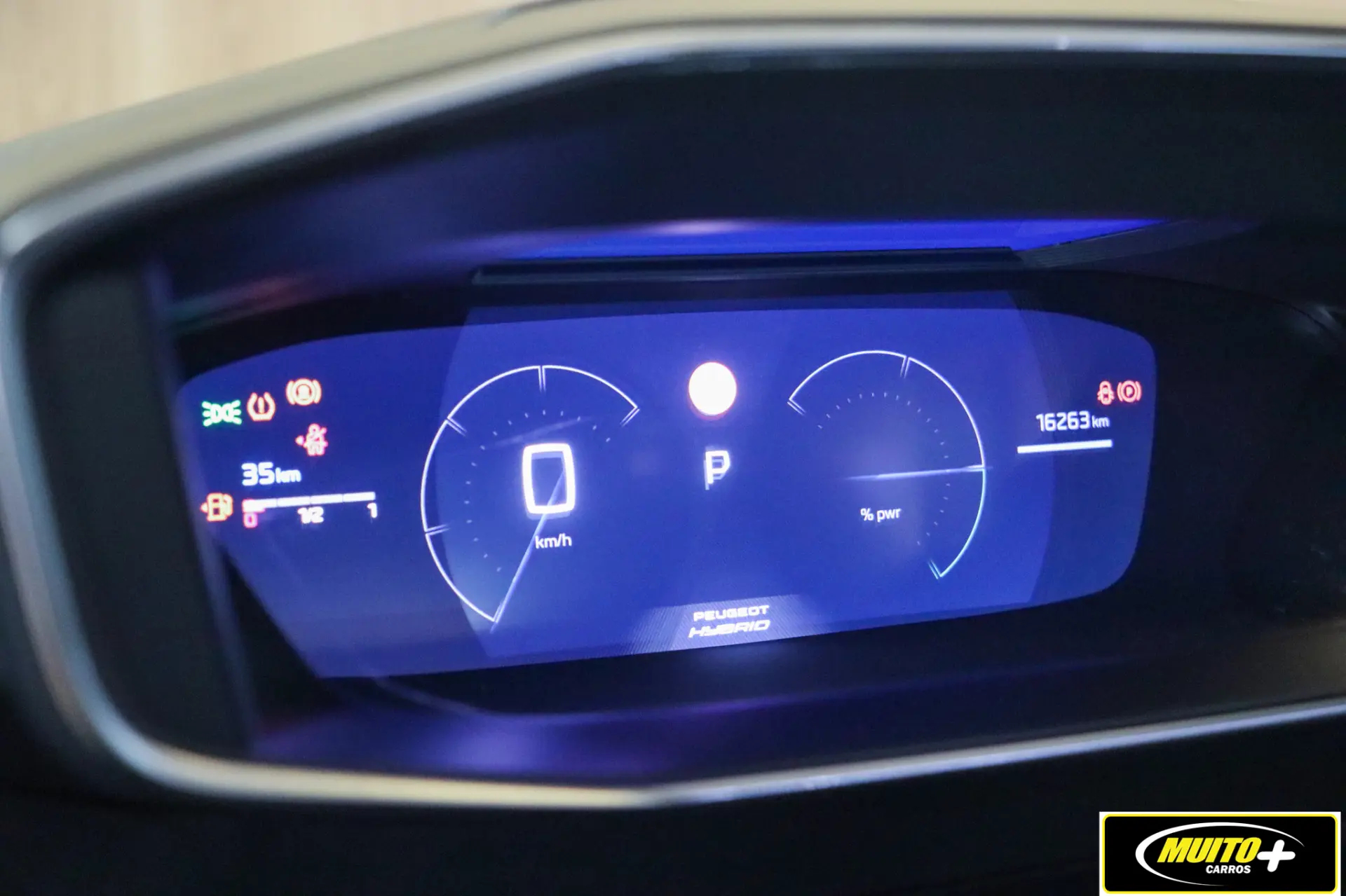Peugeot 2008 — foto 13