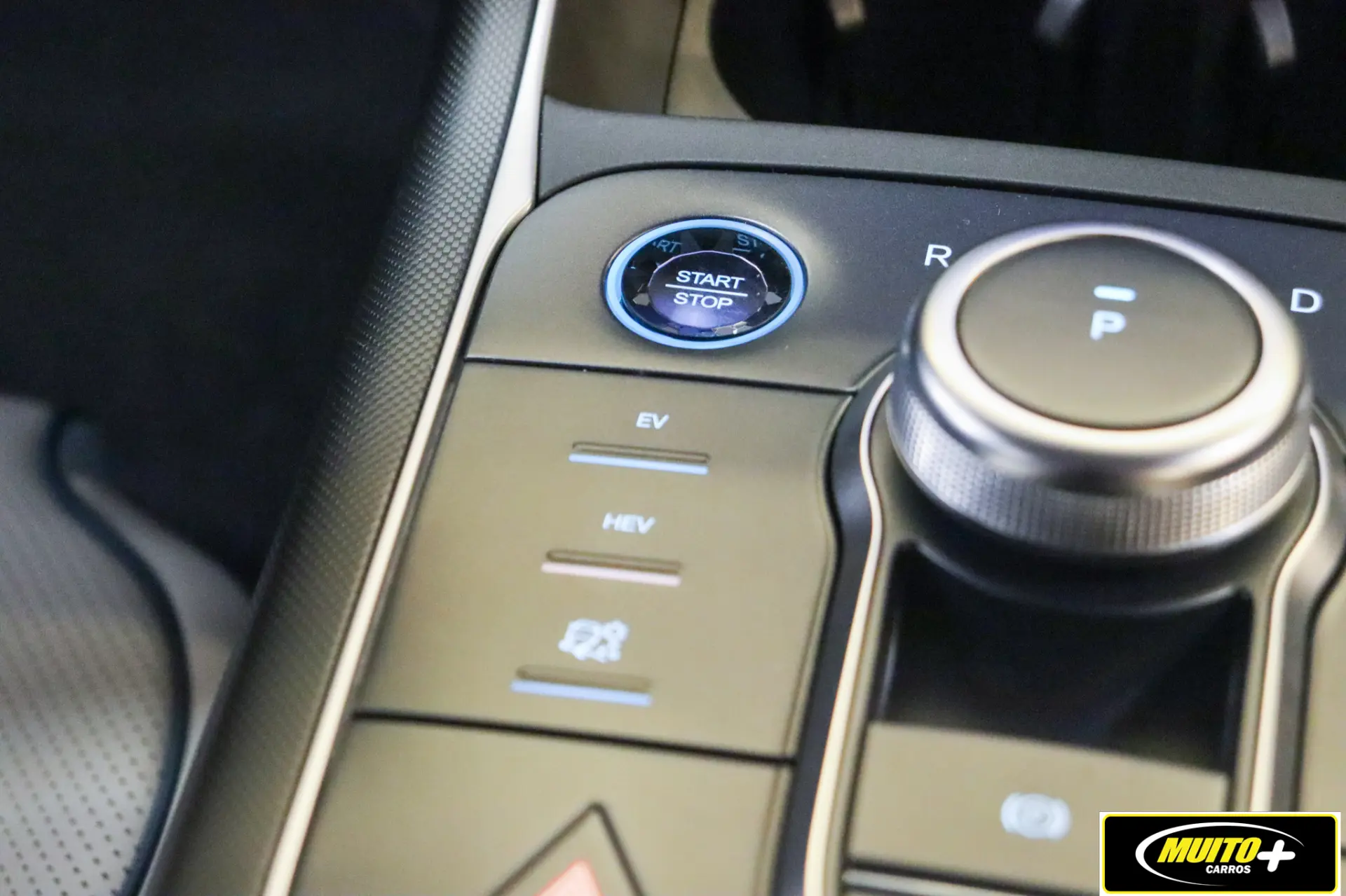 BYD King GS — foto 14