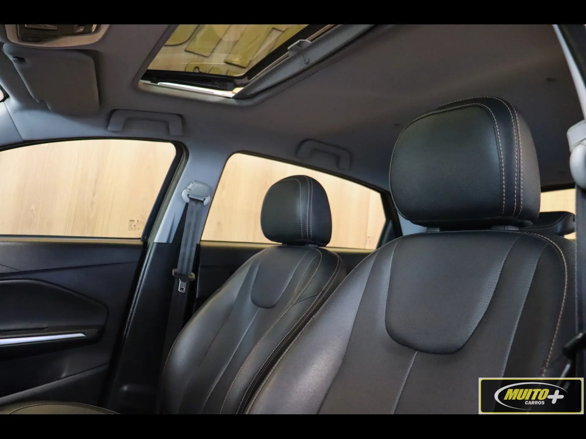 Chery Tiggo 2 — foto 9